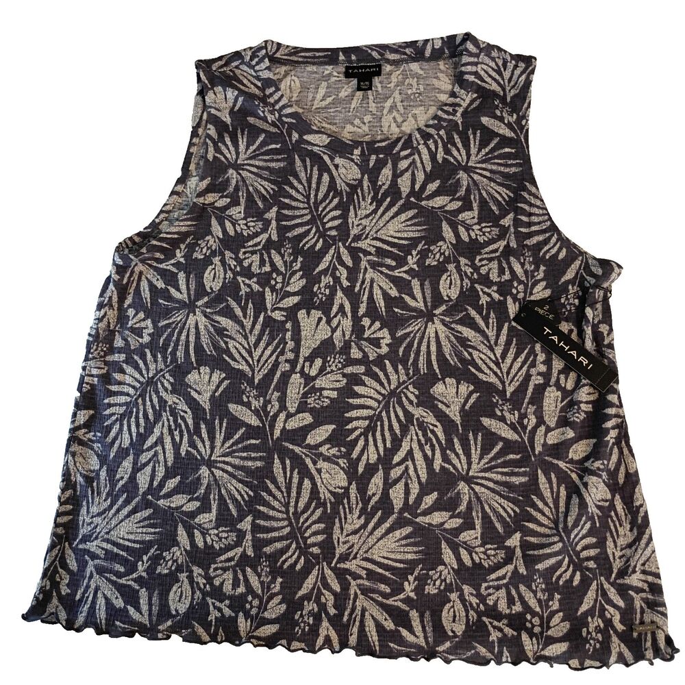 New With Tags Tahari TWO-Piece short Set Size EL Extra Large